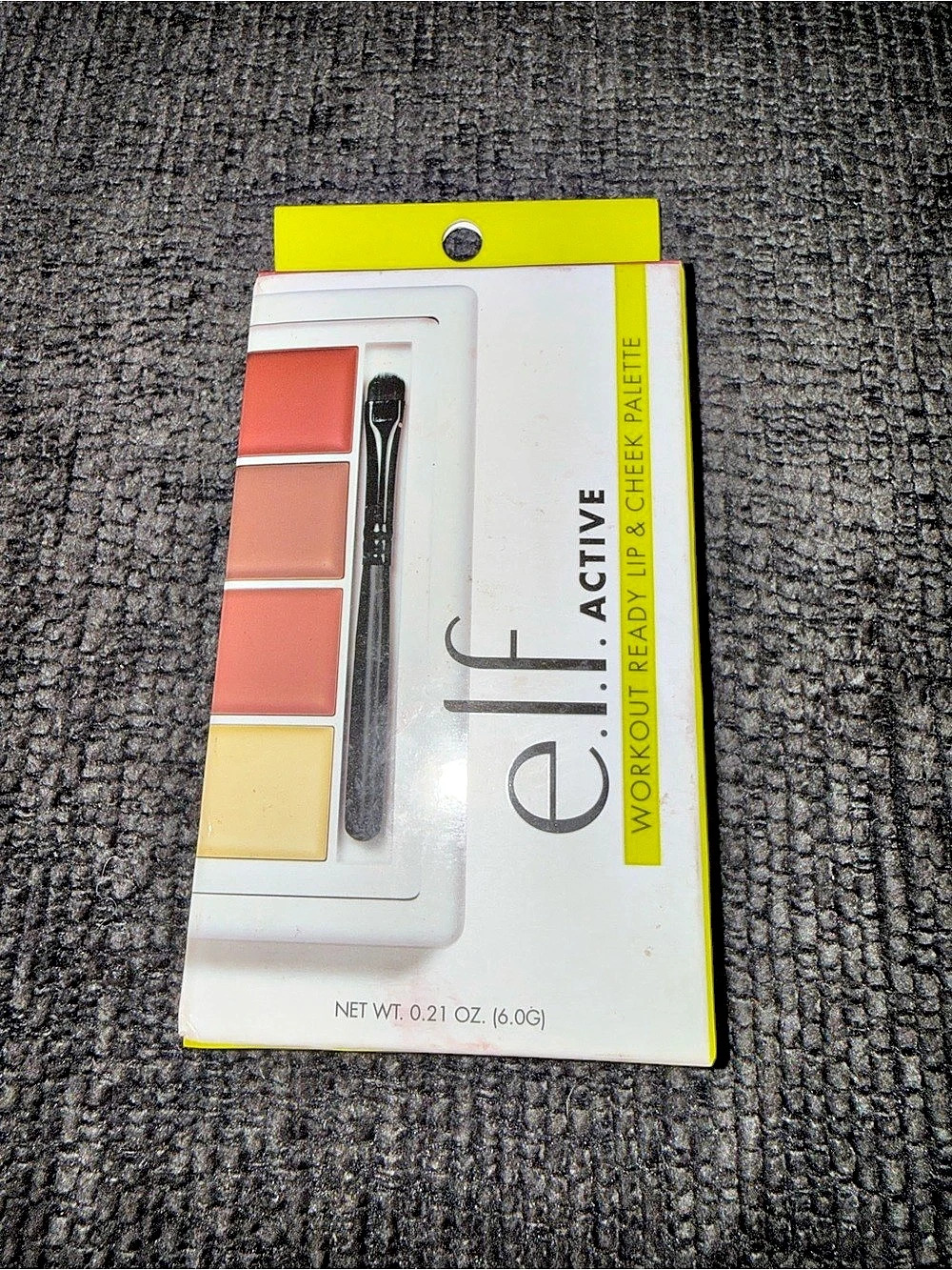 e.l.f. ACTIVE Workout Ready Lip & Cheek Palette. Pink & Yellow
